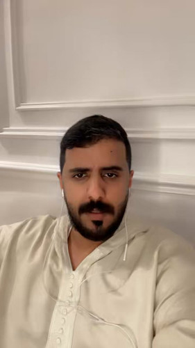 LqvI2t8Yy 7AO4JX.jpg