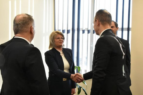 616132142 1445185900303013 6924107702841570211 n.jpg?stp=dst jpg s590x590 tt6& nc cat=106&ccb=1 7& n.jpg