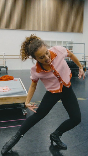 68D8 HlTVP8VDrI8.jpg