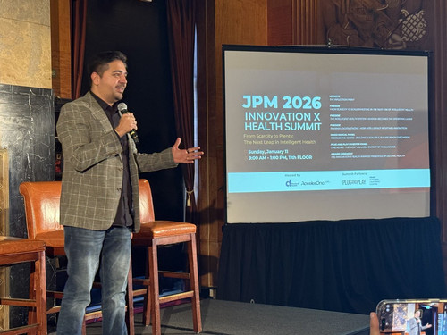 G fnKgQWgAM0ILd?format=jpg.jpg