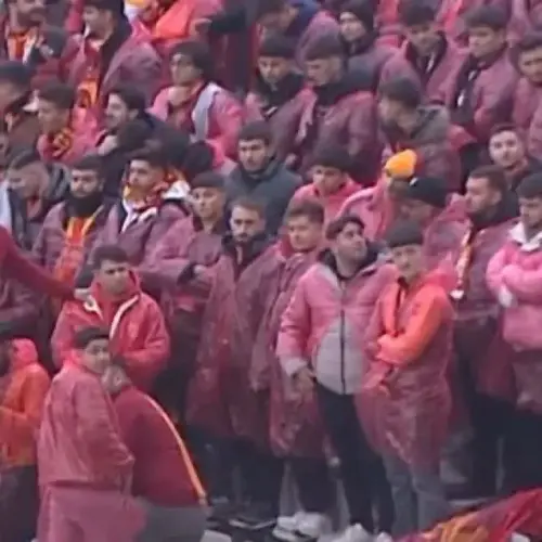 5528 galatasarayda poset yagmurluk sorumlusu yonetici belli oldu.webp