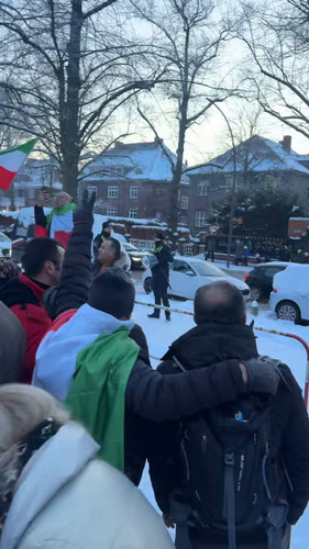 F 8mEMGgEwGiQeL6.jpg