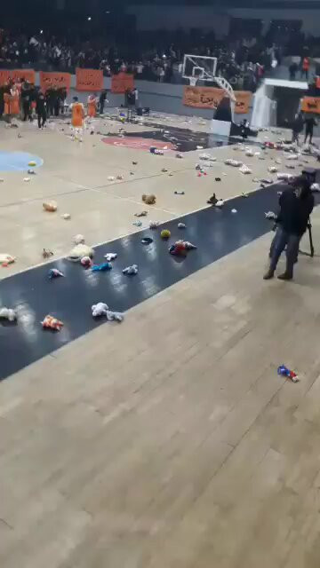 zCURomcmX55tza B.jpg