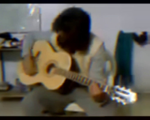 x7O0 qS7 vCBgK r.jpg