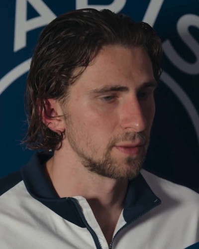 zodWKtJu1X0j coV.jpg