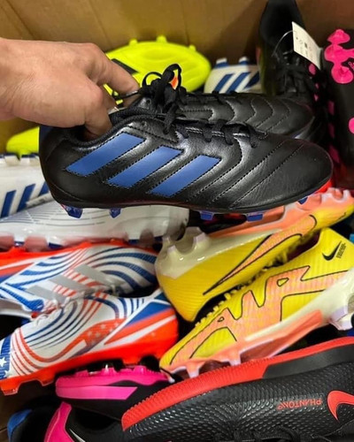 Wholesale Shoes Pallets.jpg