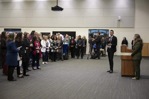 G kD7JyWkAAAvMV?format=jpg.jpg