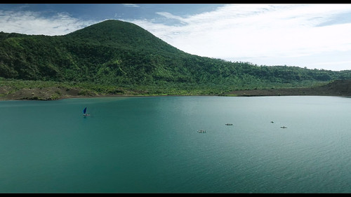 Pole.to.Pole.with.Will.Smith.S01E05.The.Pacific.Islands.1080p.DSNP.WEB DL.CZ EN.DD+5.1.HDR.H.265 My.