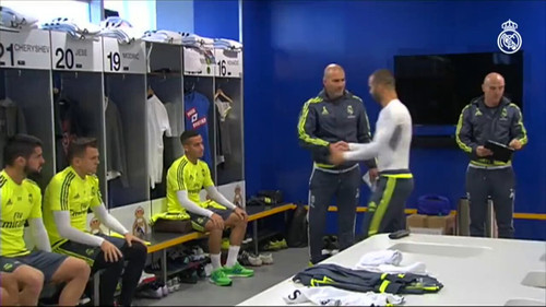 dx37Utqr I1Fp2qJ.jpg