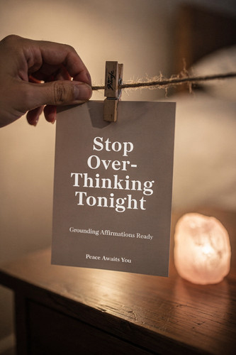 Zainab Lunje Intimate close up of hand pinning printable affirmation card to t ddcc8281 c3b4 4408 8c.jpg