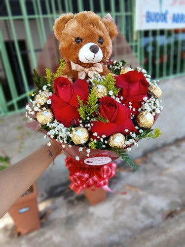 WhatsApp Image 2025 12 25 at 21.05.47.jpg