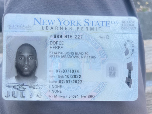 Herby Dorce license image.jpg