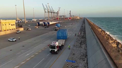 6WNl qBfGw8QusiR.jpg