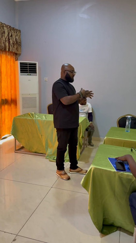 sD574bqGkO hrRNF.jpg