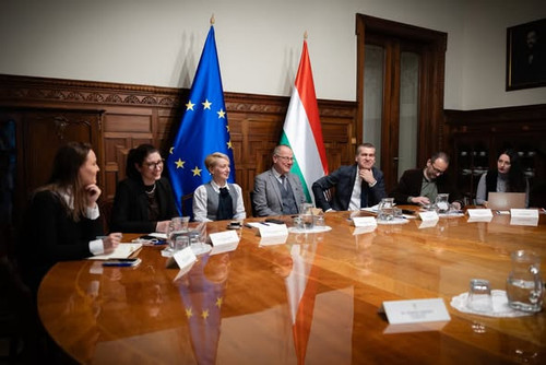 615408640 1346422140623322 9190161598141862996 n.jpg?stp=dst jpg s590x590 tt6& nc cat=101&ccb=1 7& n.jpg