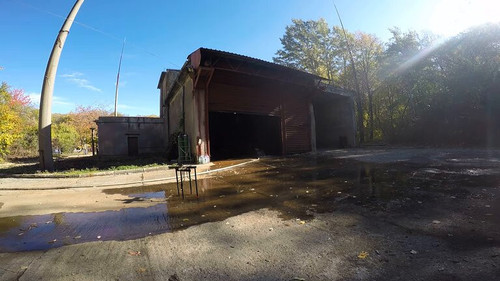 SiZhuMHnW UmBLK6.jpg