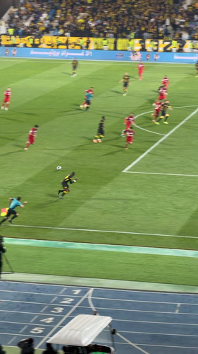 e k9b3pqau8jK7qp.jpg