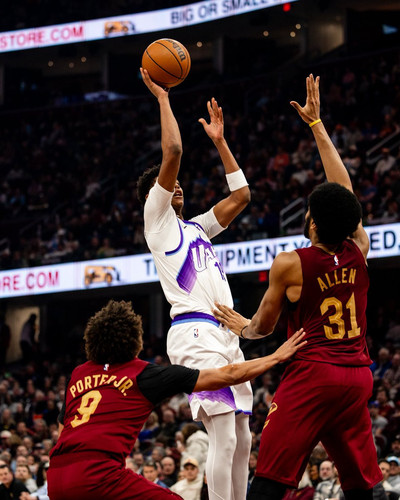 G gVk 5aAAAvX u?format=jpg.jpg