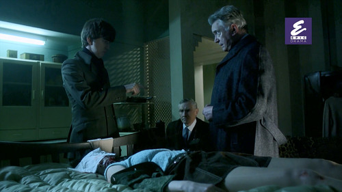 Inspektor.George.Gently.S03E01.Gently.a.zlo.1080p.OP.WEB DL.CZ.AAC2.0.x264 HDCLUB.mkv 20260114 11094