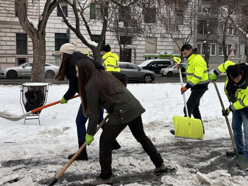 615761375 1300469845454307 3475395856512393530 n.jpg?stp=cp6 dst jpg s590x590 tt6& nc cat=101&ccb=1 .jpg