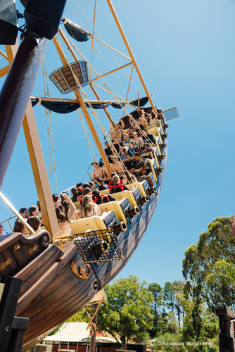 2026 01 13 HUSS Pirate Ship Adventure World 2.jpg