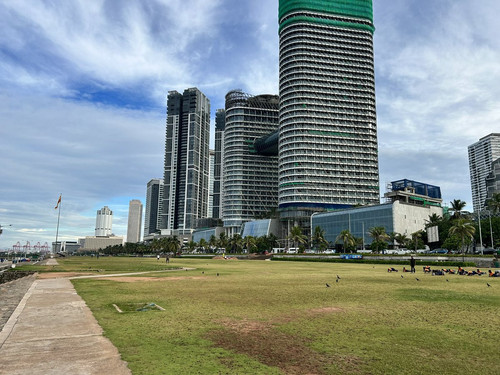 G j8Js8bsAA8Vl6?format=jpg.jpg