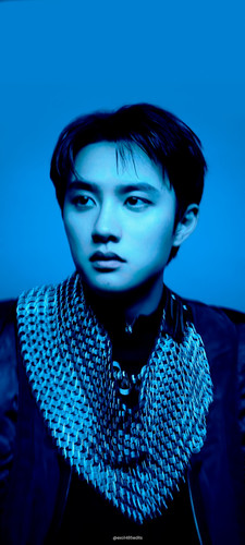 KYUNGSOO CROWN TEASER 2 LOCK Edit.jpg
