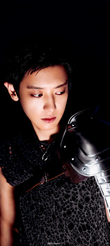 CHANYEOL CROWN TEASER 2 LOCK Edit.jpg