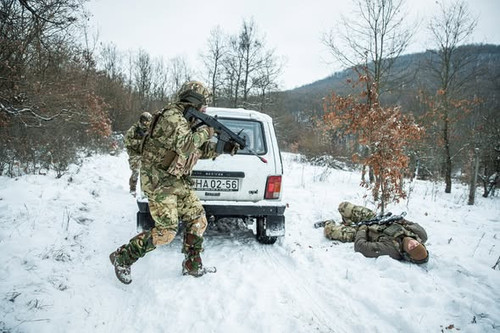 615768581 1207624238183128 3953372268692376549 n.jpg?stp=dst jpg s590x590 tt6& nc cat=100&ccb=1 7& n.jpg