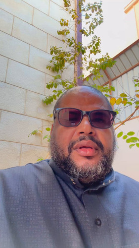 KnT2Uh ZRCAwjz3p.jpg