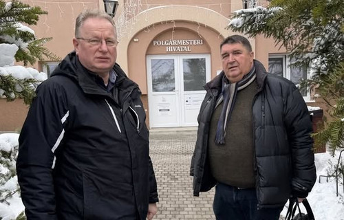 615422625 1279009030714080 2199104519390881521 n.jpg?stp=cp6 dst jpg s590x590 tt6& nc cat=107&ccb=1 .jpg