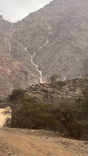 8lVd s93yQ89THpI.jpg