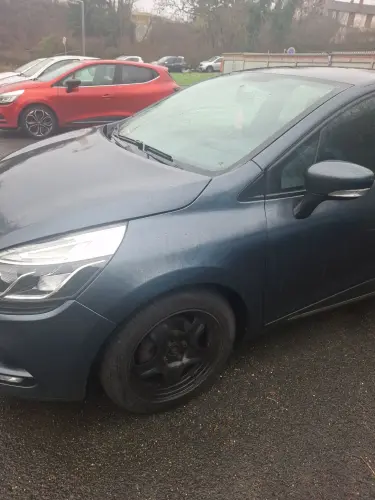 9867519 checkin exterior 9.webp