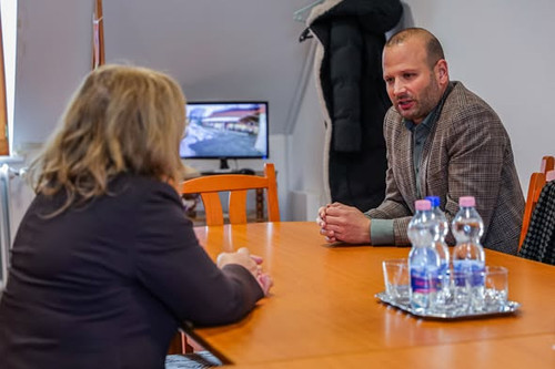 616825936 1742803263750090 7171276833528107214 n.jpg?stp=dst jpg s590x590 tt6& nc cat=101&ccb=1 7& n.jpg