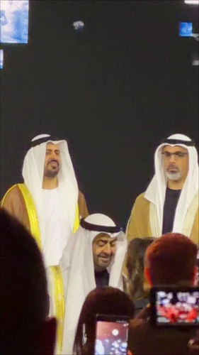 h4mWGPLXf xUxrkj.jpg