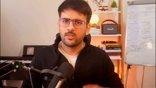 z7Itl 4q3NIn Xid.jpg