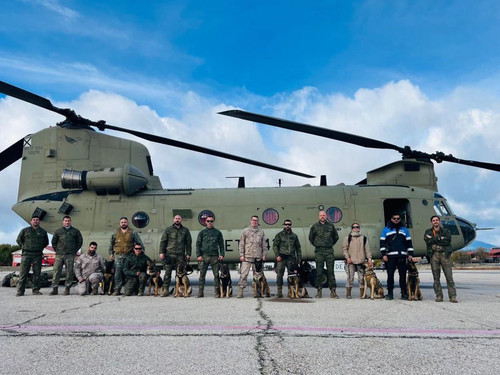 G dqZ5pWwAE621r?format=jpg.jpg