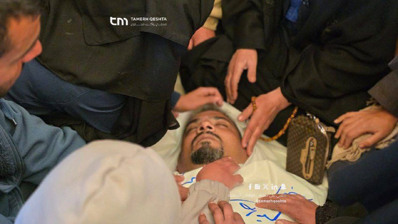 استشهاد الممرض في مجمع ناصر الطبي حاتم أبو صالح بنيران الاحتلال قرب دوار بني سهيلا شرق خانيونس...