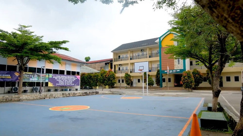 Fas. Lapangan Basket.jpg