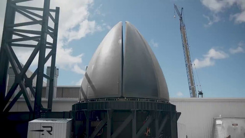 DSa4Gilmb M 7SJo.jpg