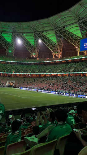 UayCrK fexqpS3Fv.jpg