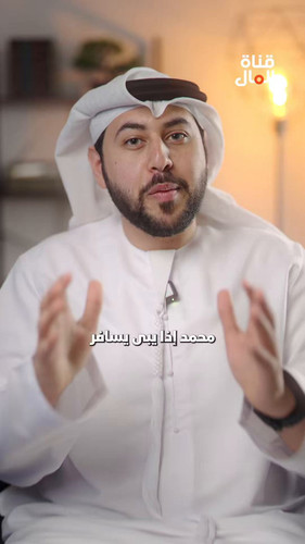 yta kE49QadR7jM3.jpg