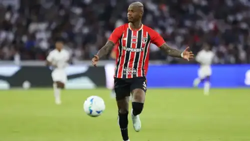 São Paulo enfrenta sérios desfalques e pode ter até 13 jogadores ausentes no clássico contra o Corinthians
