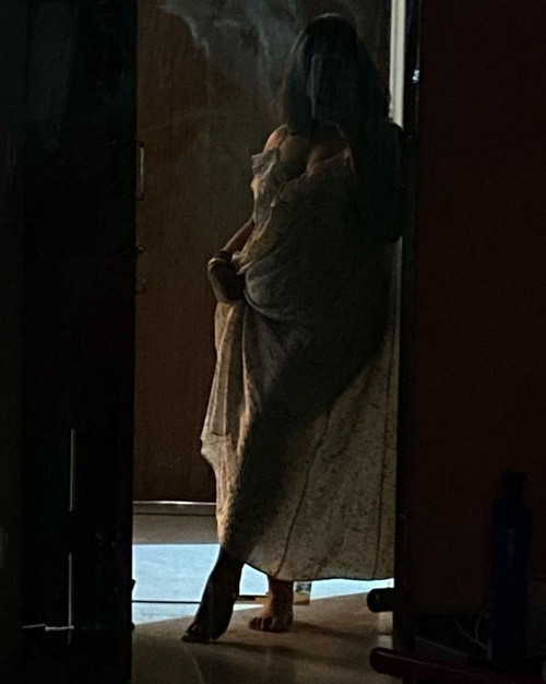 القمر ع الباب