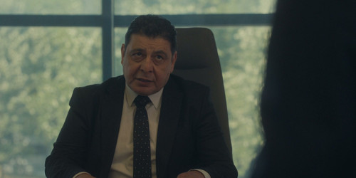 The.Graft.2025.S01E07.1080p.WEB.h264 EDITH 2.jpg