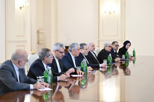 G7ofiNcbcAAkPiE.jpg