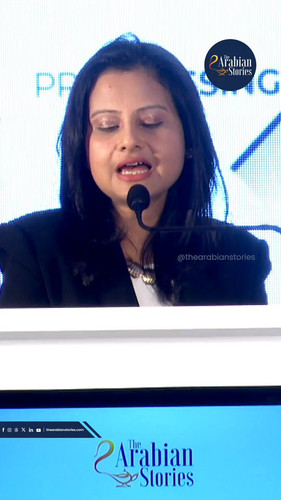 4KoxSxEshv6 ClWB.jpg