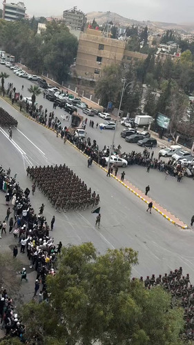 Dn kT4AlKVYTt3C2.jpg