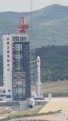 Z071moLx 0KrRZe3.jpg