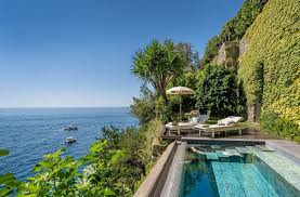 Best Luxury Resorts In Mussoorie - Everest Base Camp.1